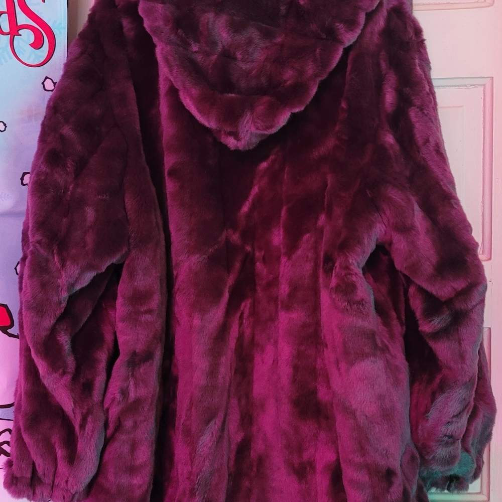 YBS Fuzzy Purple/burgundy Faux Fur Coat Reversabl With Big Hood! - Picture 3 of 4